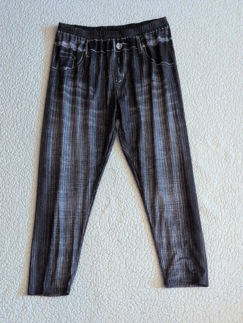 Amazon Essentials Pull On StyleBlack Faux denim Jeans Leggings Minimalist